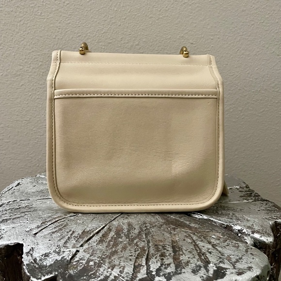 Vintage Coach Winnie Mini Willis Leather Bag 9023 in Bone - Picture 4 of 14